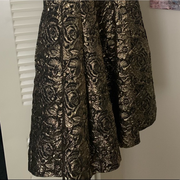 Gold Dressbarn Dress - Picture 5 of 5